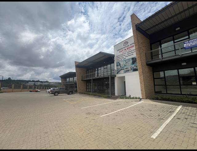1,066M² RETAIL TO LET IN KYA SANDS